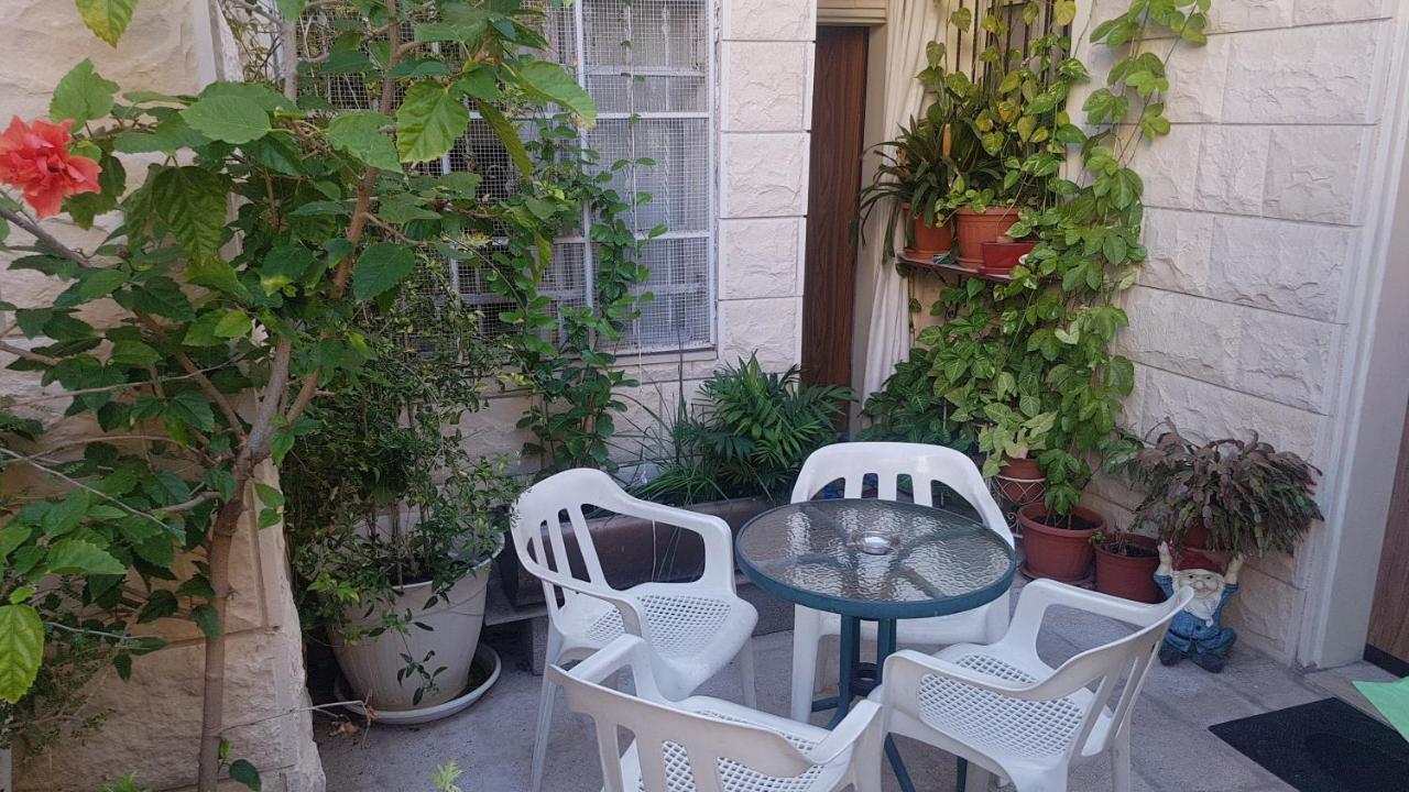 Zohar'S Apartment Haifa Exterior foto